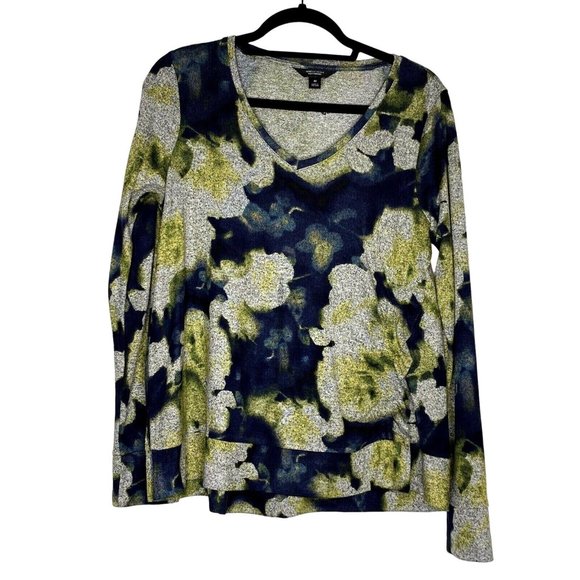 Simply Vera Sz M Gray Chartreuse Blue Floral Ruched V Neck Lightweight Sweater - Picture 2 of 10